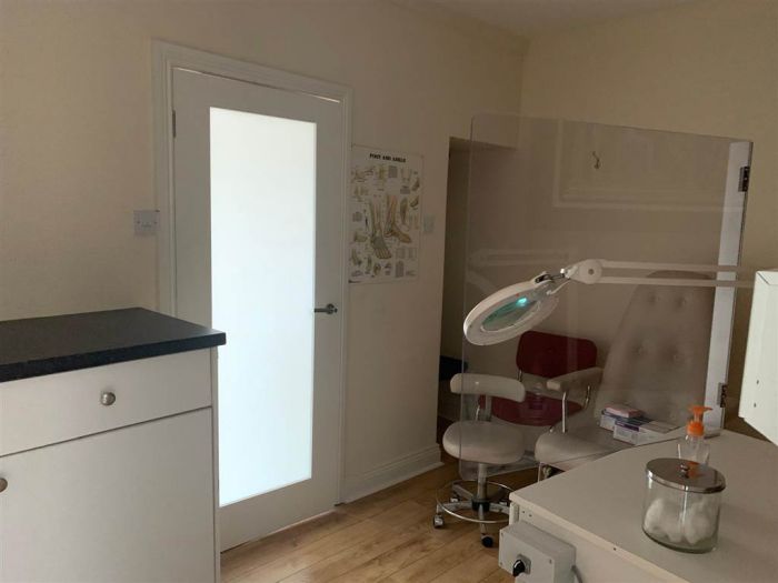 COMMERCIAL PROPERTY, 20 Smithfield Square