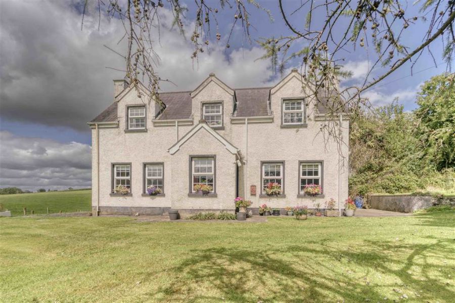 Larch Cottage, 16 Drumlin Road Larch Cottage, 16 Drumlin Road