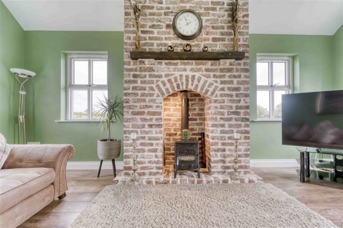 12b Rock Lane