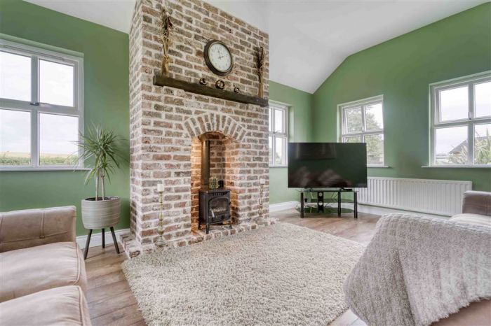 12b Rock Lane