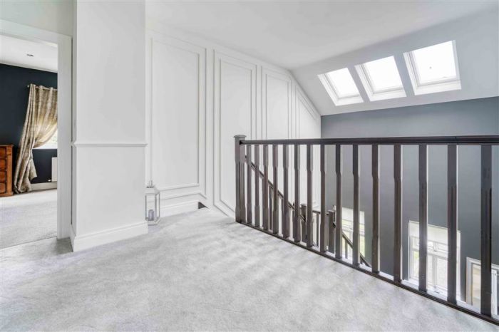 12b Rock Lane