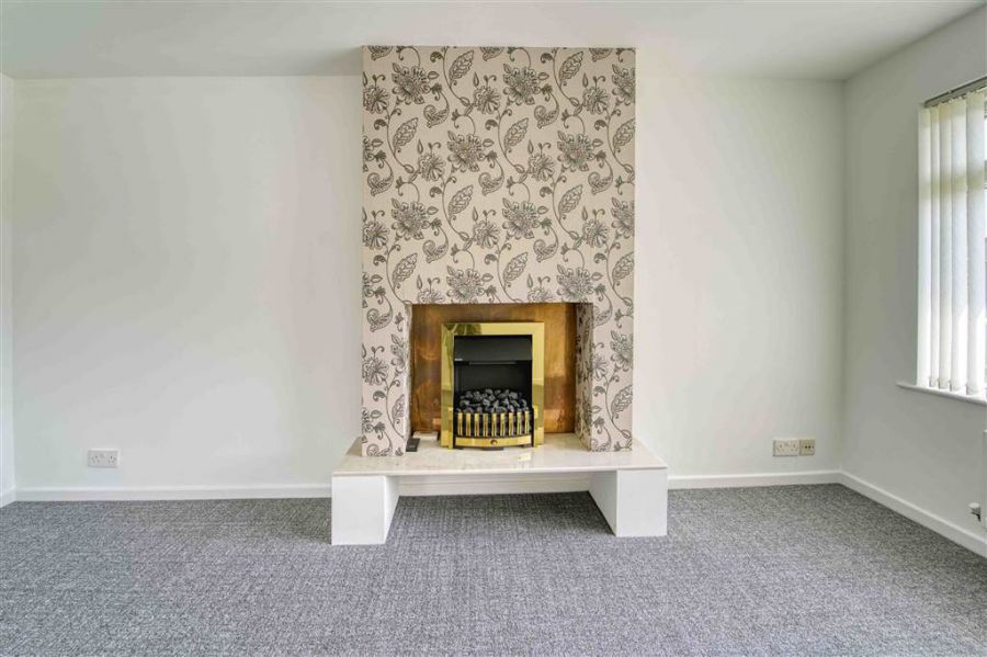 * CASH OFFERS ONLY *, 10a Ashbury Avenue