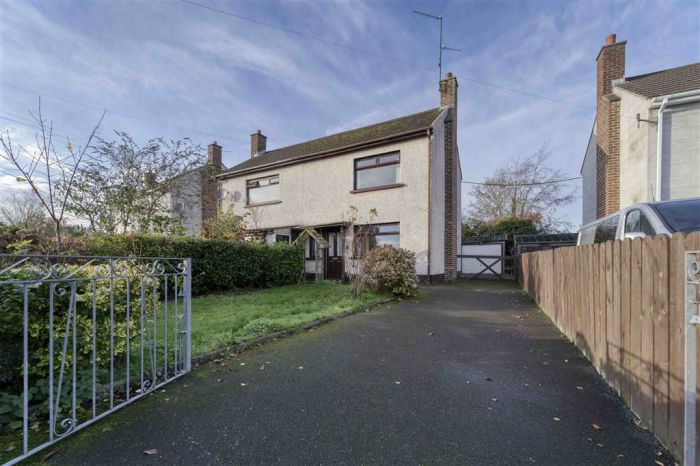 CASH OFFERS ONLY , 54 Benson Street