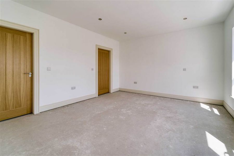 Stunning New Build, 8c Scolban Road