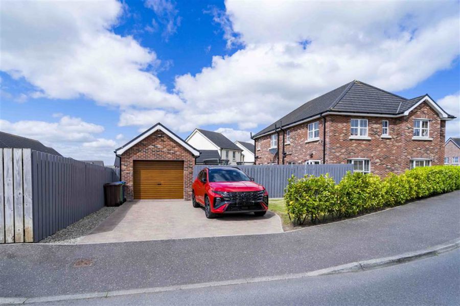21 Ayrshire Drive