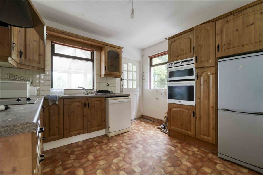 14 Lisburn Road