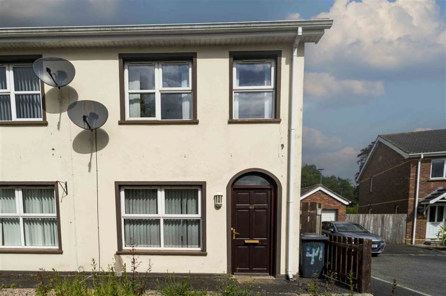 43 Demense Grove, moira, BT67 0DS