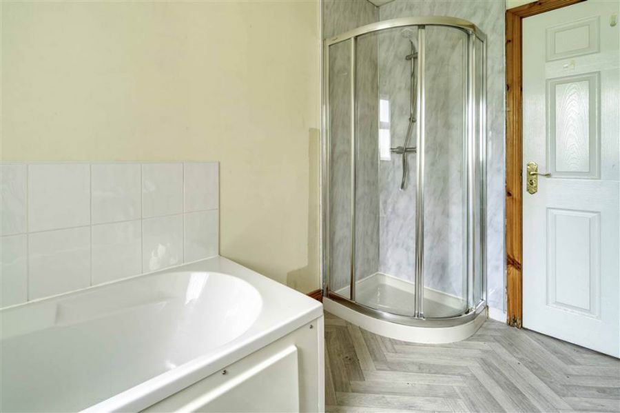 43 Demense Grove