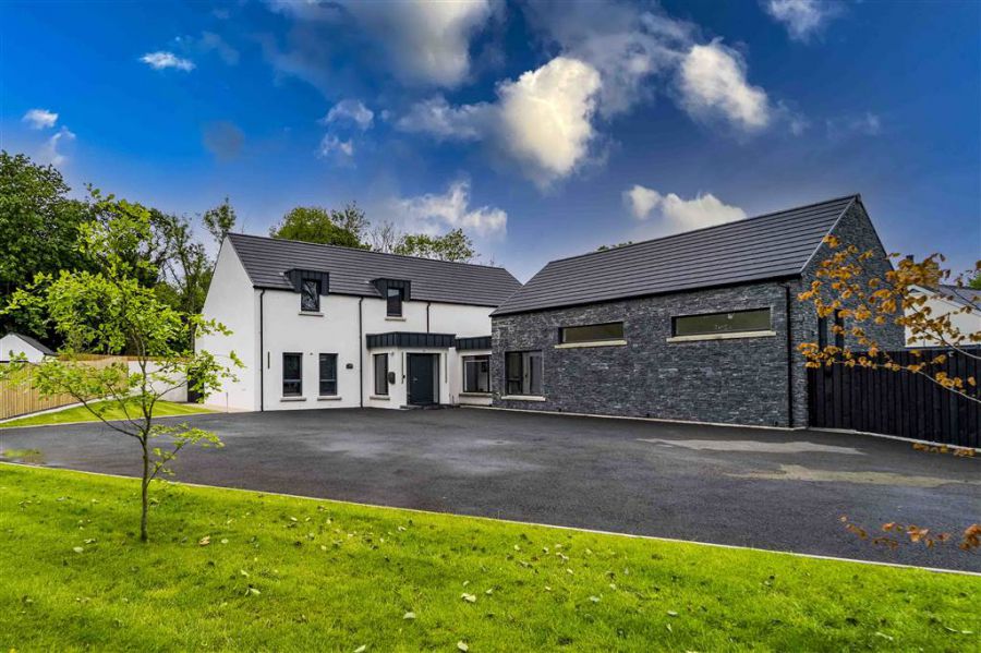 Hunters Corner, 18a Glenavy Road