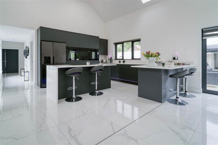 Hunters Corner, 18a Glenavy Road
