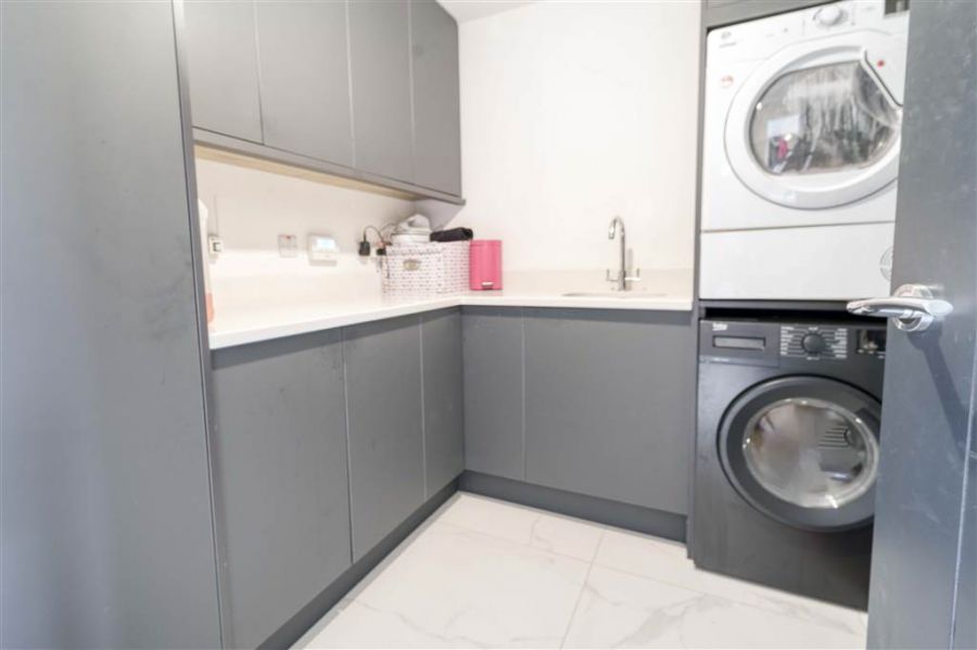 Hunters Corner, 18a Glenavy Road