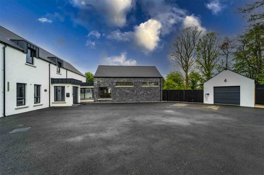 Hunters Corner, 18a Glenavy Road