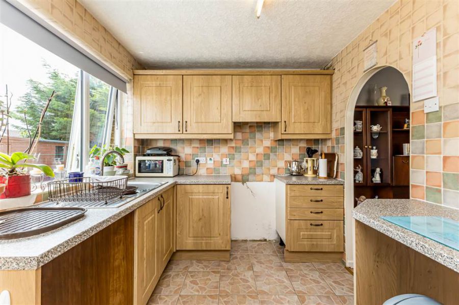 2 Monaville Close