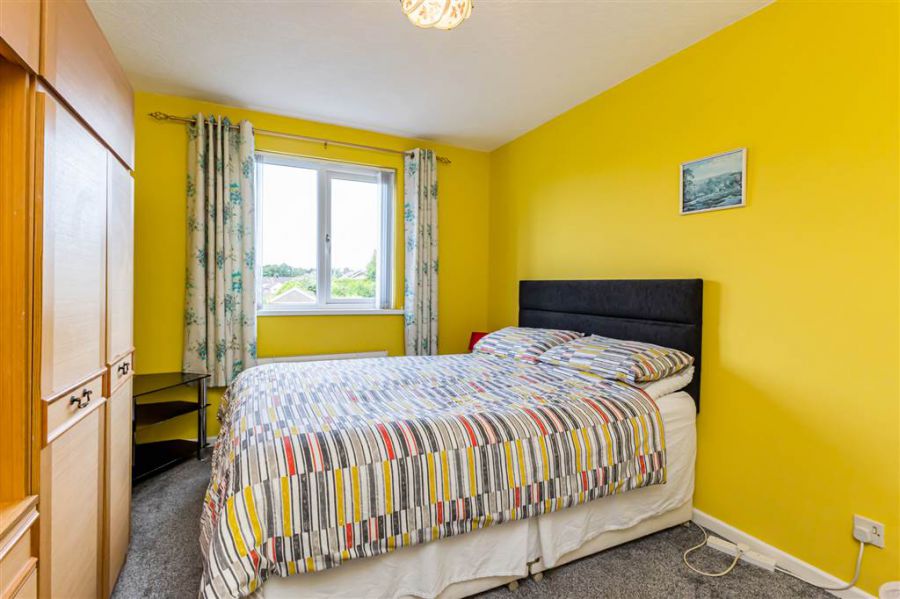 2 Monaville Close
