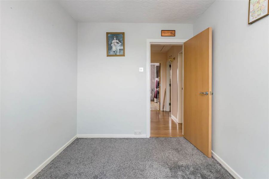 2 Monaville Close