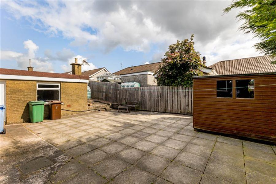 2 Monaville Close