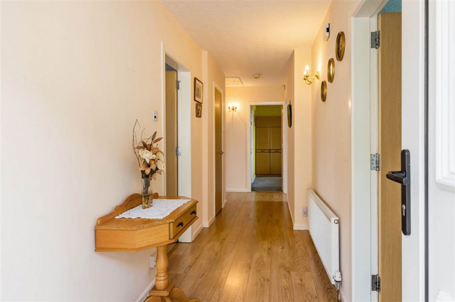 2 Monaville Close