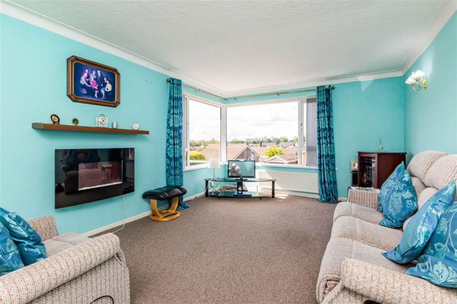2 Monaville Close