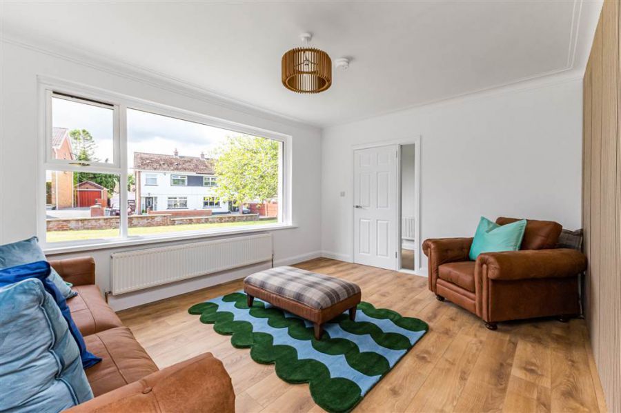 !!Fully Renovated!!, 6 Plantation Avenue