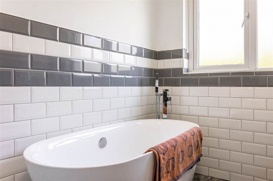 !!Fully Renovated!!, 6 Plantation Avenue