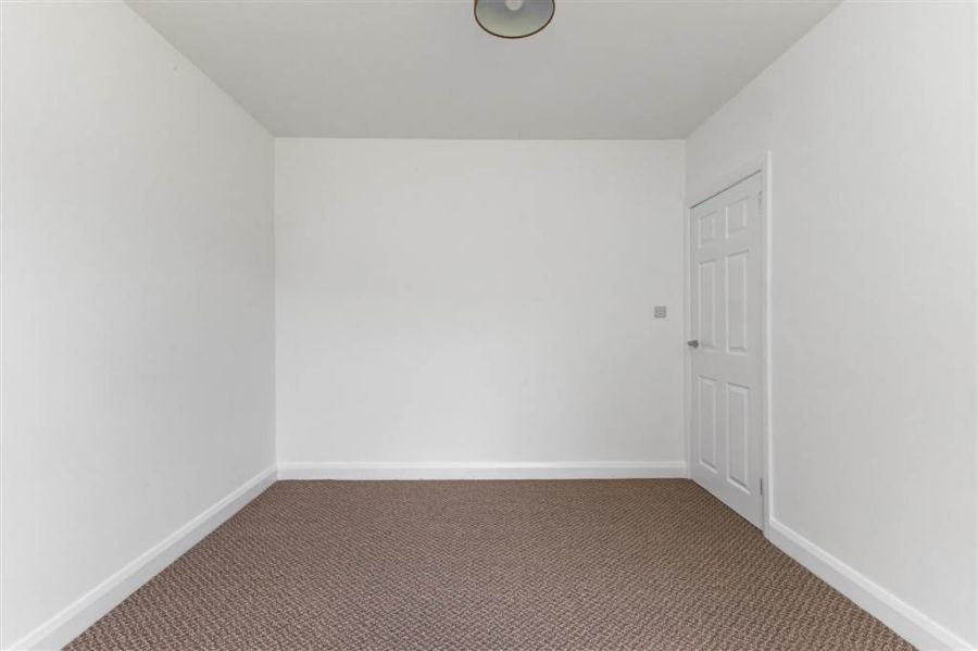 !!Fully Renovated!!, 6 Plantation Avenue