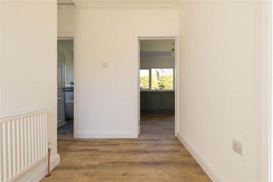 !!Fully Renovated!!, 6 Plantation Avenue