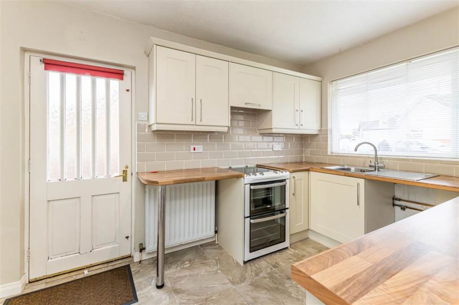 15 Traherne Gardens