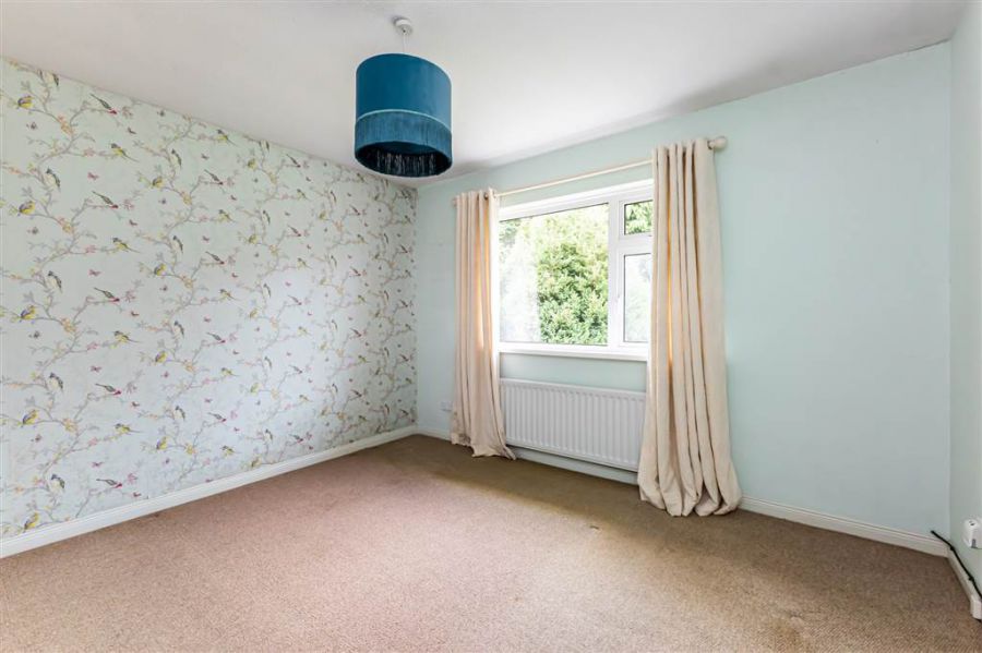 15 Traherne Gardens