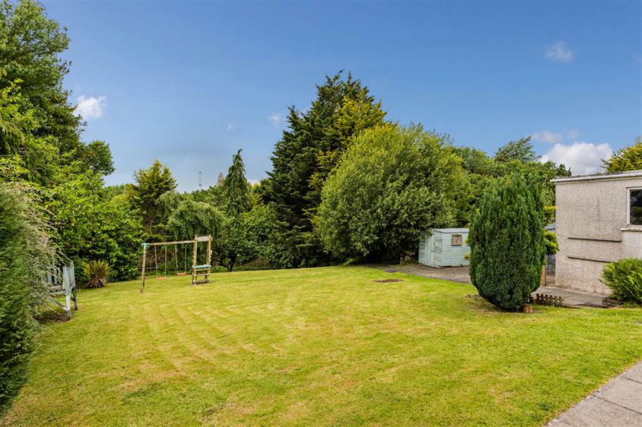 15 Traherne Gardens