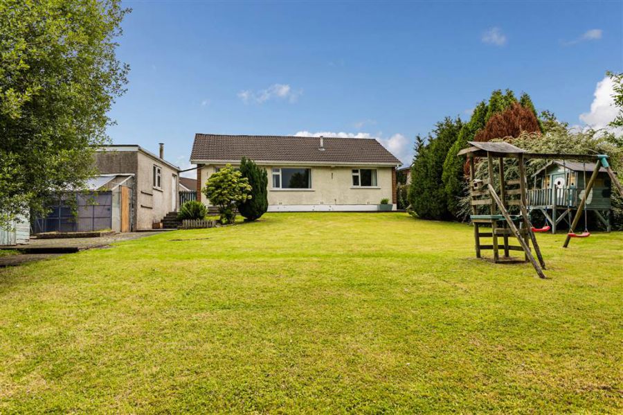15 Traherne Gardens