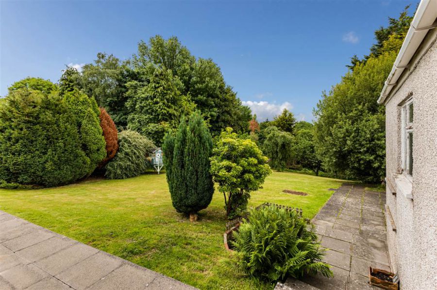 15 Traherne Gardens