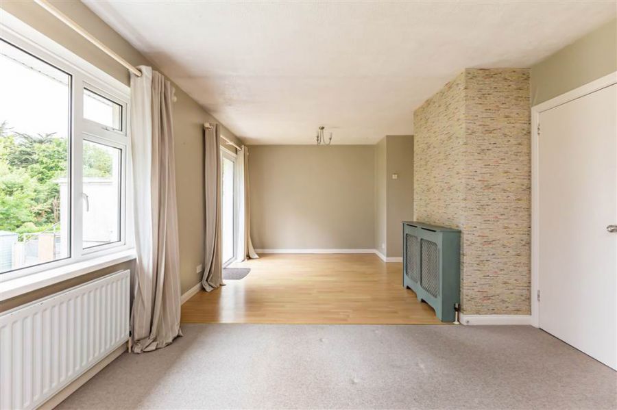 15 Traherne Gardens