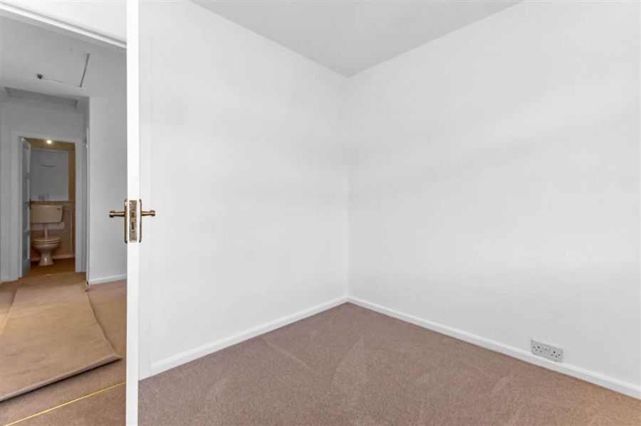 9 Fairview Park