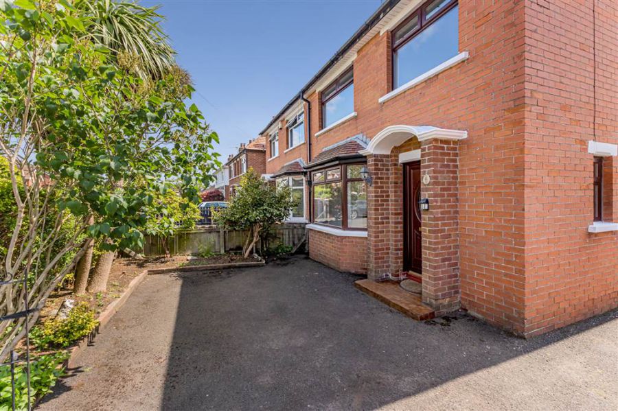 9 Fairview Park