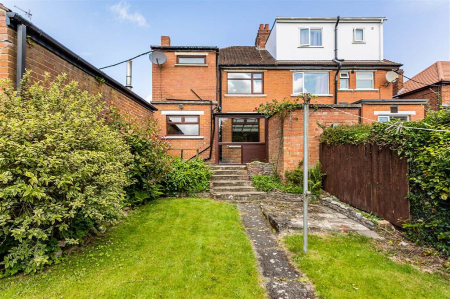 9 Fairview Park