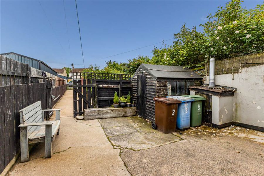 3 Bamford Park