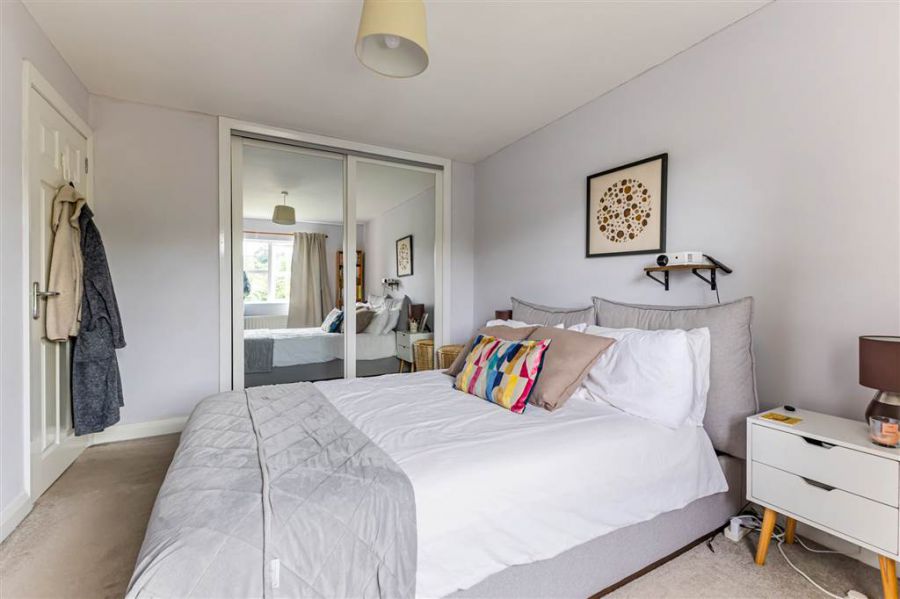 18 Mill Brae