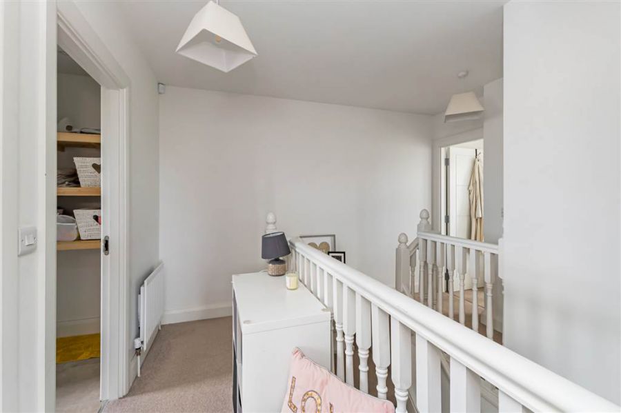 19 Woodbrook Manor