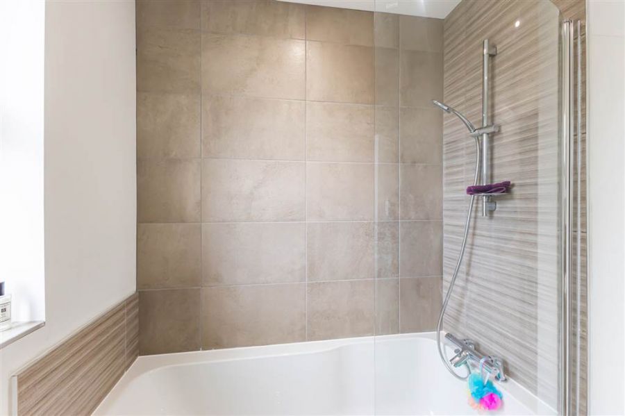 19 Woodbrook Manor