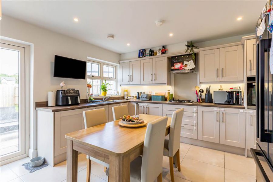 19 Woodbrook Manor