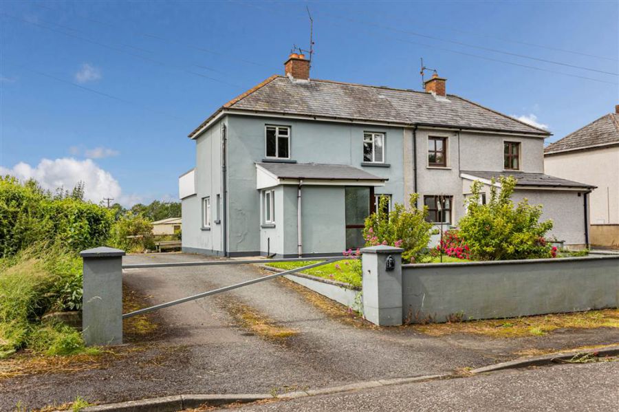 8 Lisburn Road