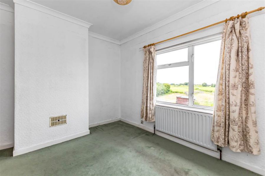 8 Lisburn Road