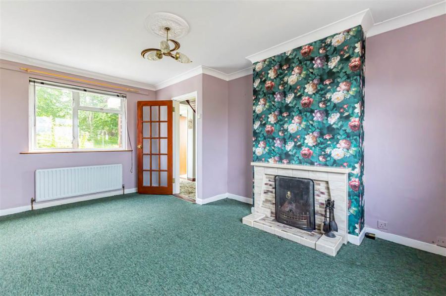 8 Lisburn Road