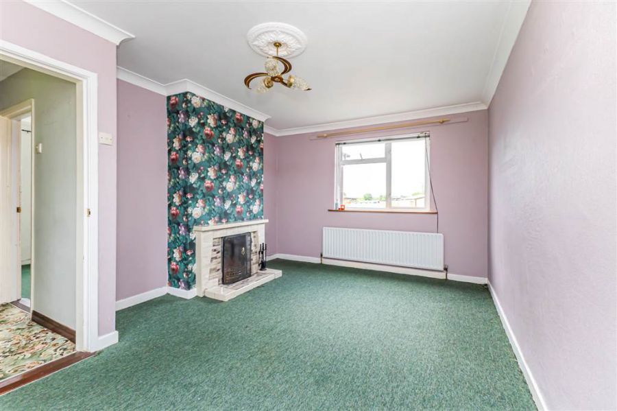 8 Lisburn Road