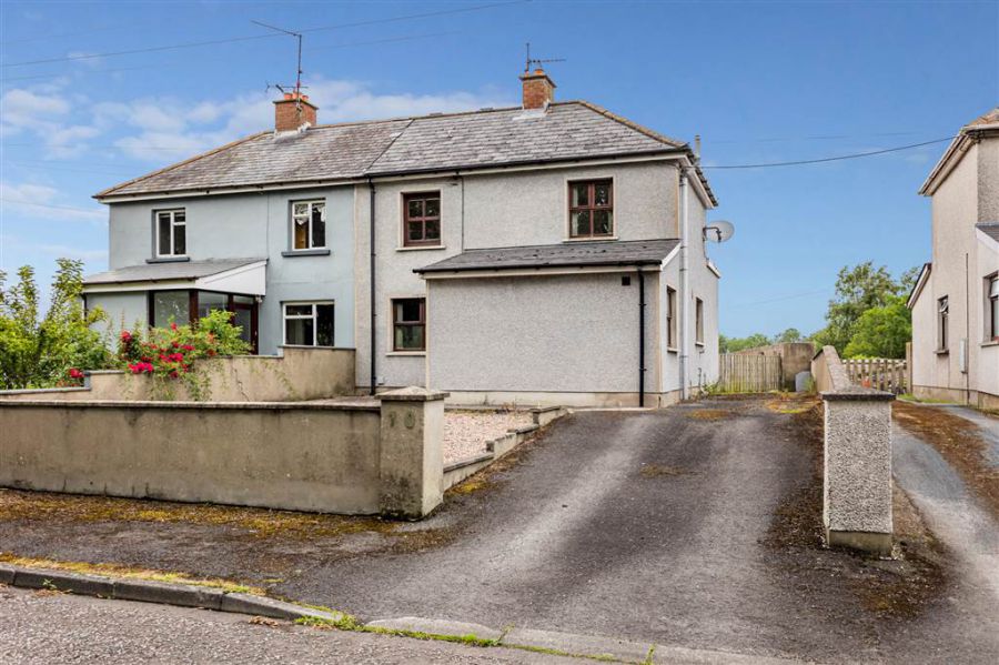 10 Lisburn Road