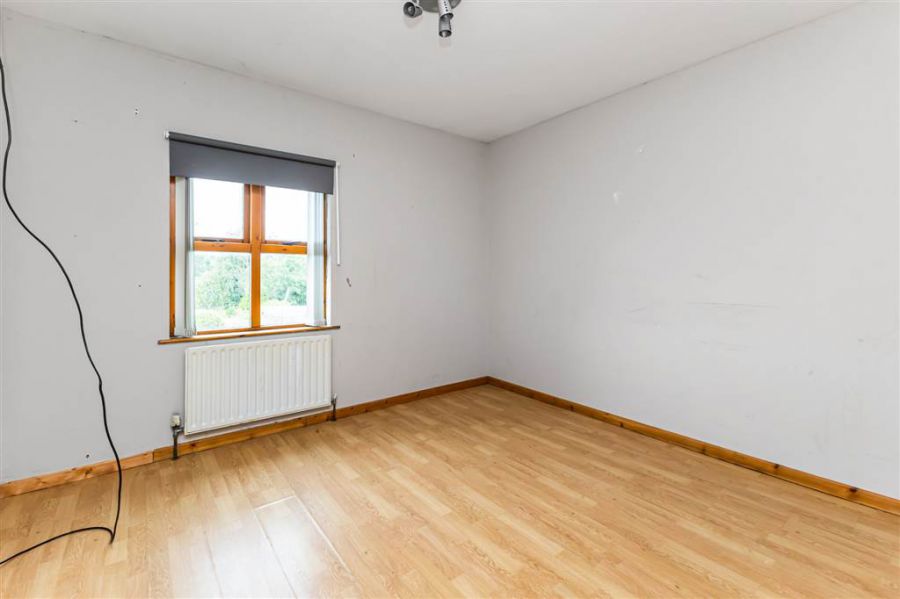 10 Lisburn Road