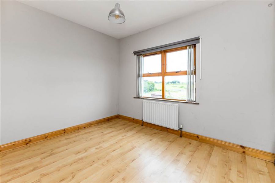 10 Lisburn Road
