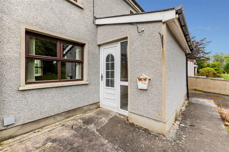 10 Lisburn Road