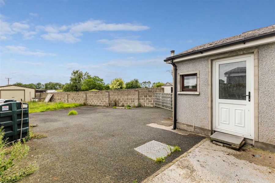 10 Lisburn Road