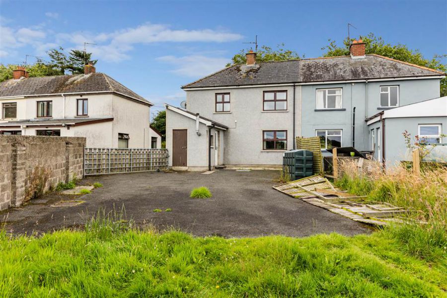 10 Lisburn Road